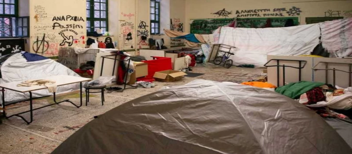 Από που ήρθαν και ποιοι είναι οι αλλοδαποί που κατέλαβαν αίθουσα του ΕΜΠ
